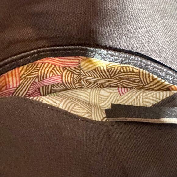 The Sak Dark Brown Pebbled Leather Mini Crossbody Bag | Wallet Phone Purse - Picture 4 of 8